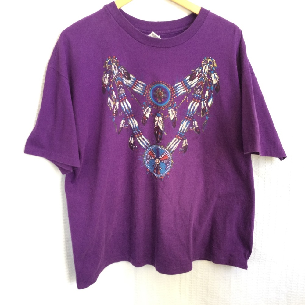 Vintage indigenous design Purple T-shirt. XL. Western Gorgeous Gold Sparkles